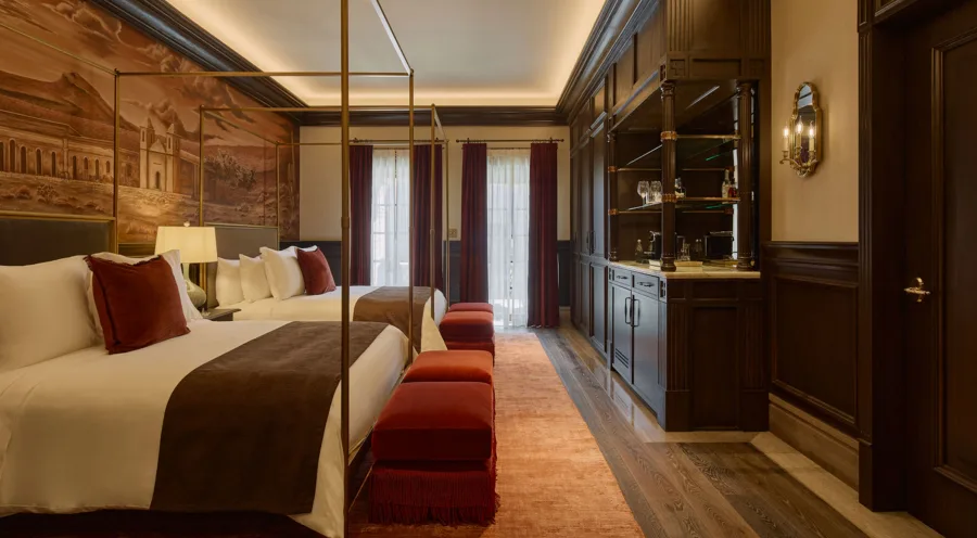 Private garden of Santiago Presidential Suite with plunge pool